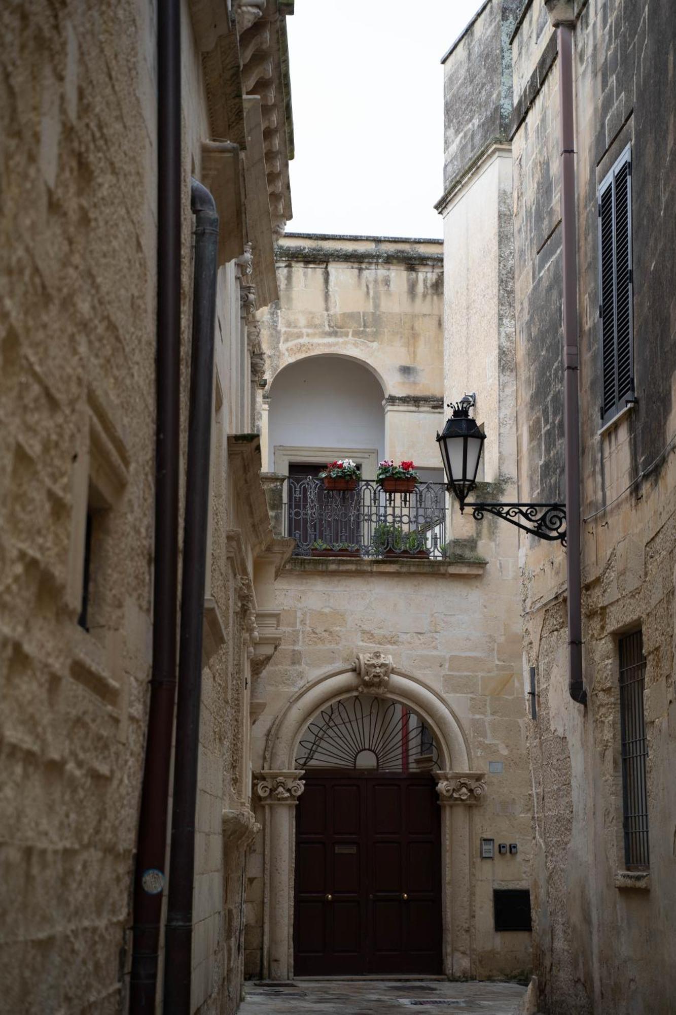 Mary Apt - Historical Residence- Lecce Bagian luar foto